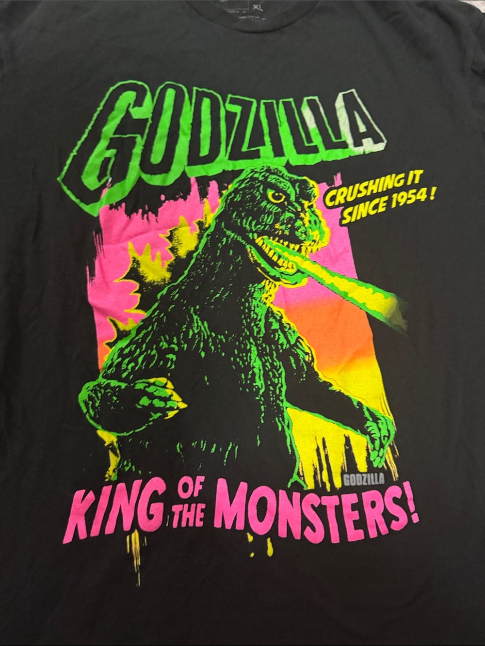 Godzilla shirt XL - Picture 2 of 4